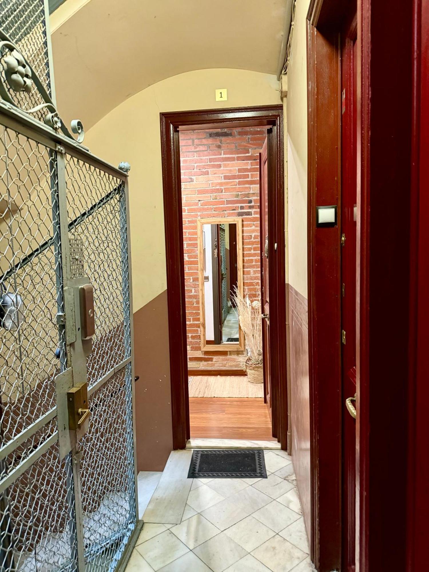 Newly Renovated Stylish Eixample - Great Location Барселона Екстер'єр фото